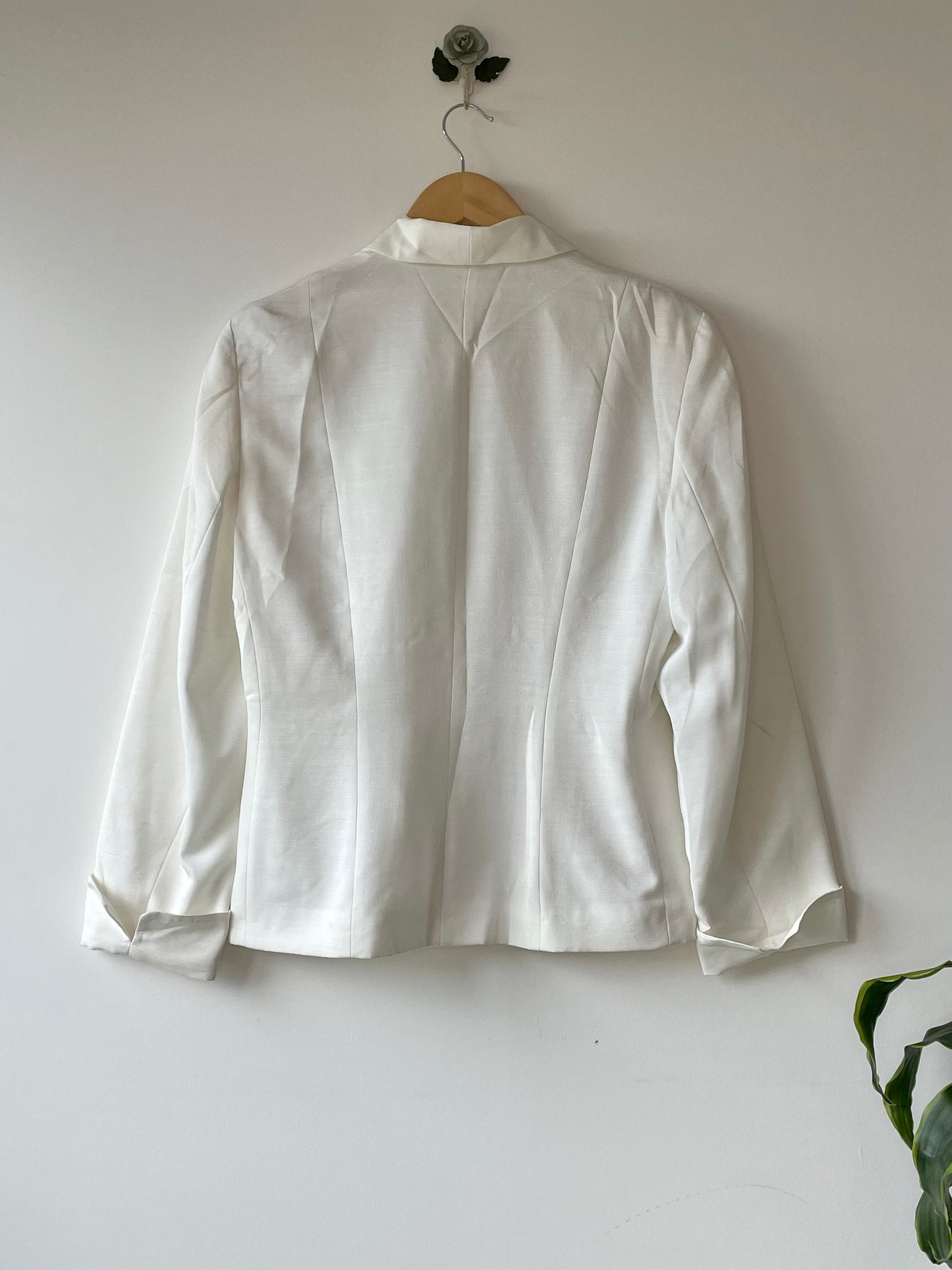 Alexon white silk mix blazer