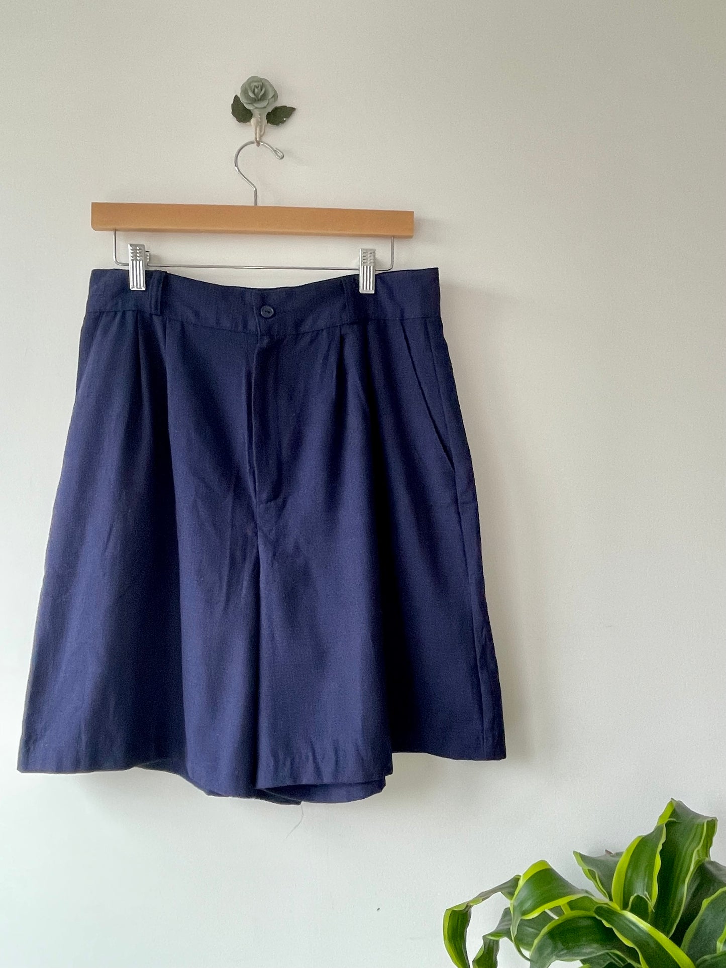 High-waisted linen shorts