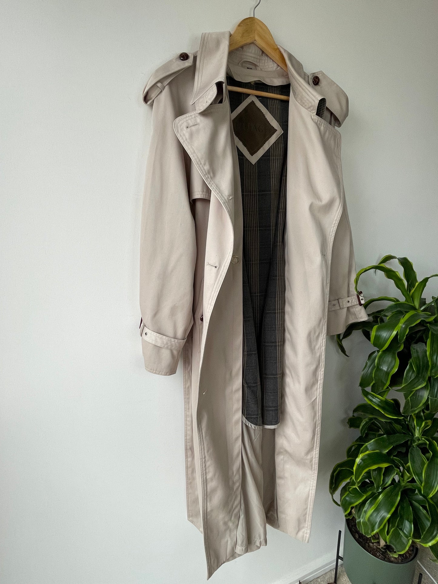 Nuage trench coat with detachable lining